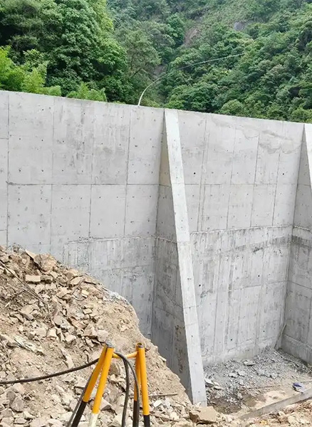 晋中和顺县重力式挡土墙